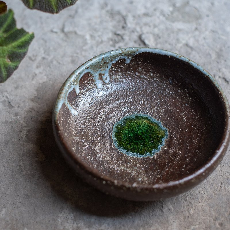 Sparkling Series - Dim Sum Plate - Hand Pulled Bad Rock Mine Fruit Plate Handmade Pottery - Plates & Trays - Pottery Green