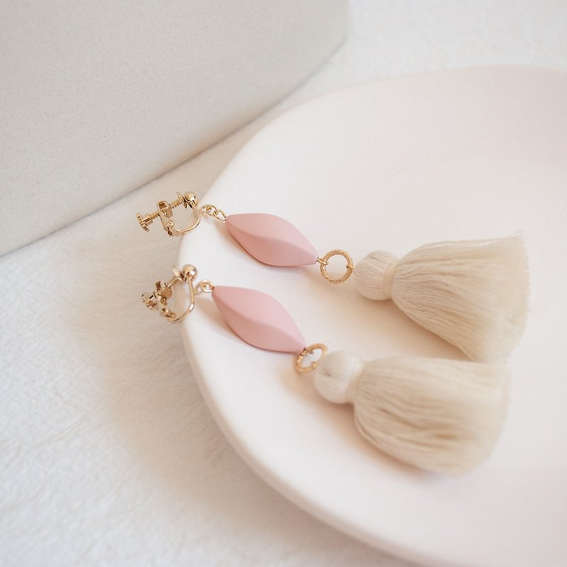 Teatime -  Coral matte corrugated with cream tassel - earrings ear clip - Earrings & Clip-ons - Other Materials Pink