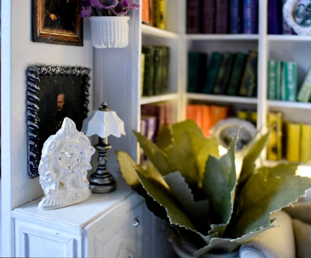 Book nook LIBRARY miniature on the bookshelf - Shop StudioInteriorS Lighting  - Pinkoi