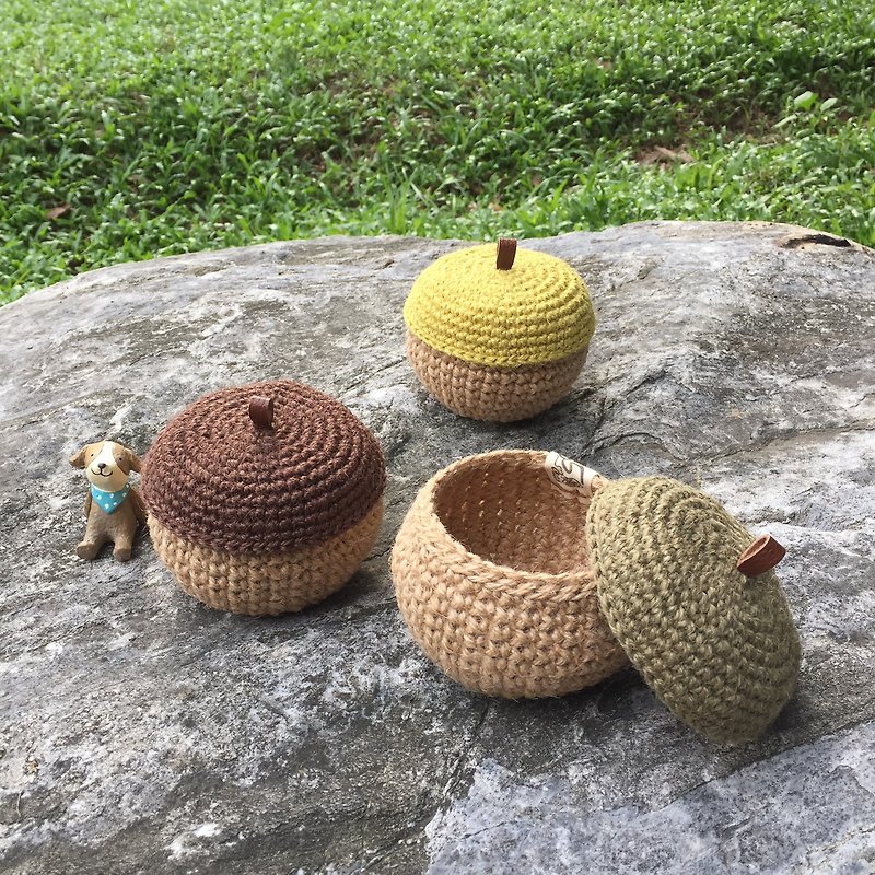 Crochet craft. Natural style acorn storage box - กล่องเก็บของ - ผ้าฝ้าย/ผ้าลินิน 