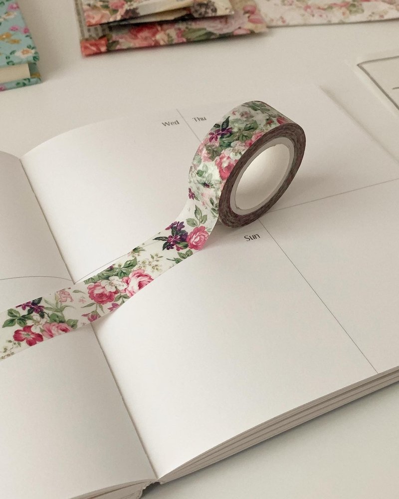 Amelia Flower Washi Tape - 紙膠帶/和紙/PET - 其他材質 