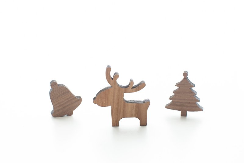 Preference Customized Name Gift Logs Dark Molding Wood Chip Three Inclusion - Elk / Bell / Christmas Tree - ที่ห้อยกุญแจ - กระดาษ สีนำ้ตาล