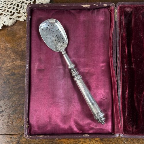 フランスアンティーク 50562-コレクターズアンティークフランス製スターリングシルバー