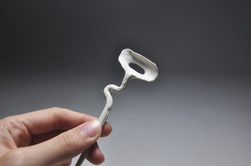 陶瓷手作茶針-玖 雲林文化藝術獎工藝類得獎作品-吾感藥席 - 茶壺/茶杯/茶具 - 瓷 白色