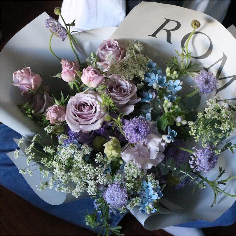 【Flowers bouquet. Purple Star】Valentine's Day. opening. Birthday. Graduation Season I can be picked up by yourself - Plants - Plants & Flowers Purple