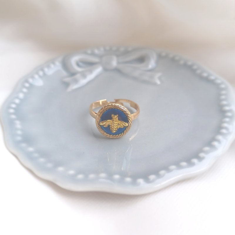 Bee vintage ring D (free size/navy) - General Rings - Resin Blue