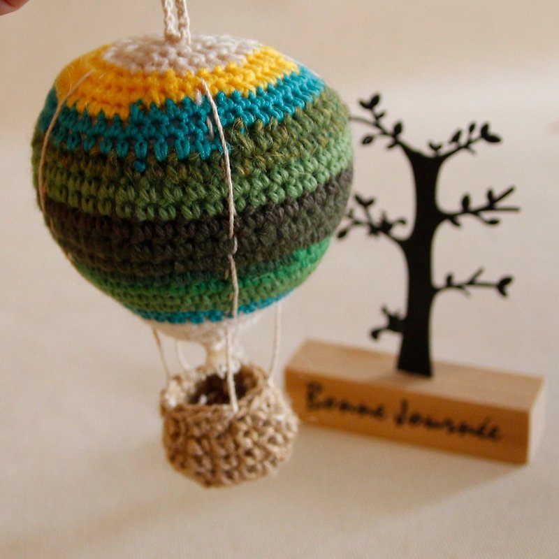 Amigurumi crochet doll: colorful hot air balloon, green - Items for Display - Polyester Green