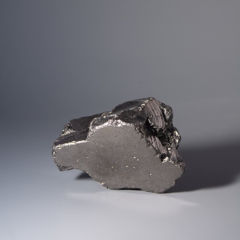 Silver Shungite Nugget weight 223 grams - อื่นๆ - คริสตัล สีเงิน