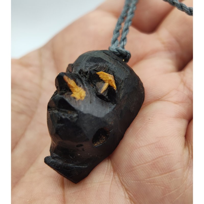 Wooden african mask. handmade pendant. with 18k gold. - สร้อยคอ - ไม้ 