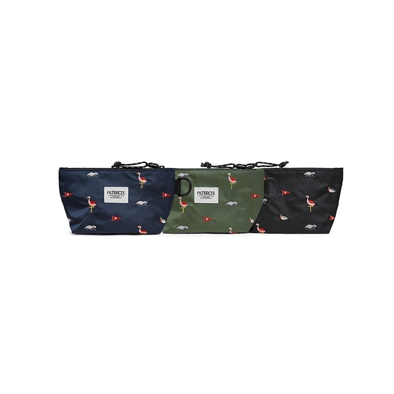 Filter017 Wildlife Pattern Pouch Wildlife Embroidery Pouch - กระเป๋าคลัทช์ - เส้นใยสังเคราะห์ 