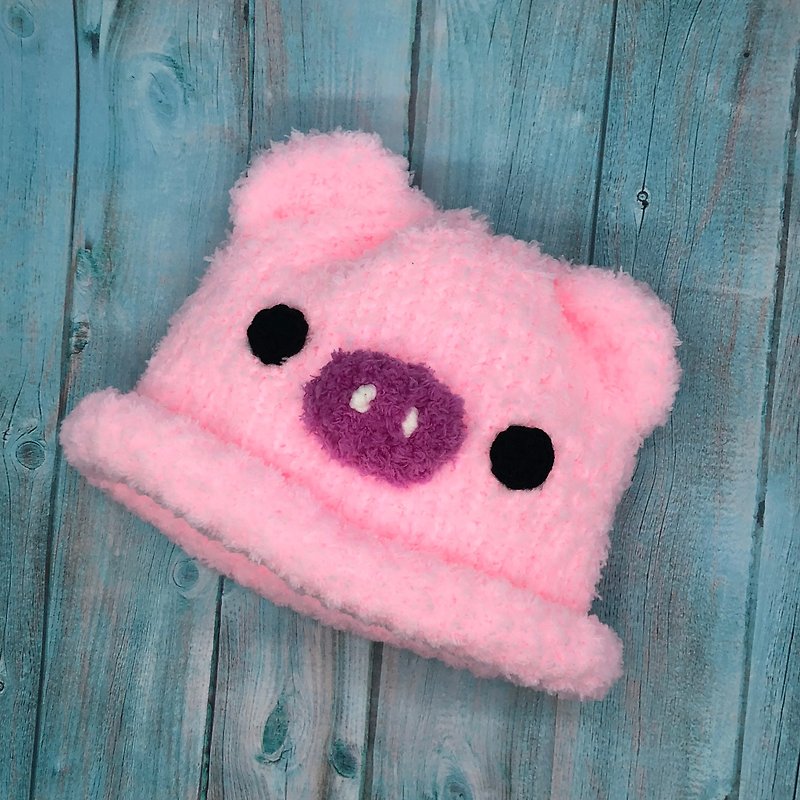 Little pig-knitted baby woolen cap for the first birthday gift (adult and child size) - หมวกเด็ก - เส้นใยสังเคราะห์ สึชมพู