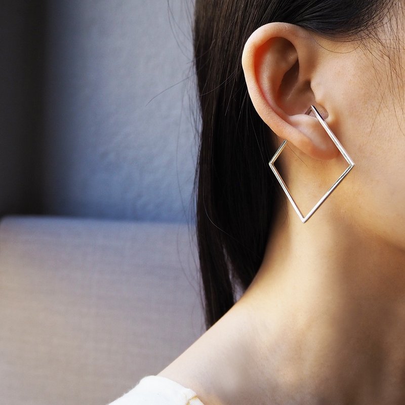 square earring_方框耳骨環 925銀 限量 設計師 手作 客製 沒耳洞 - 耳環/耳夾/耳骨夾 - 銀 銀色