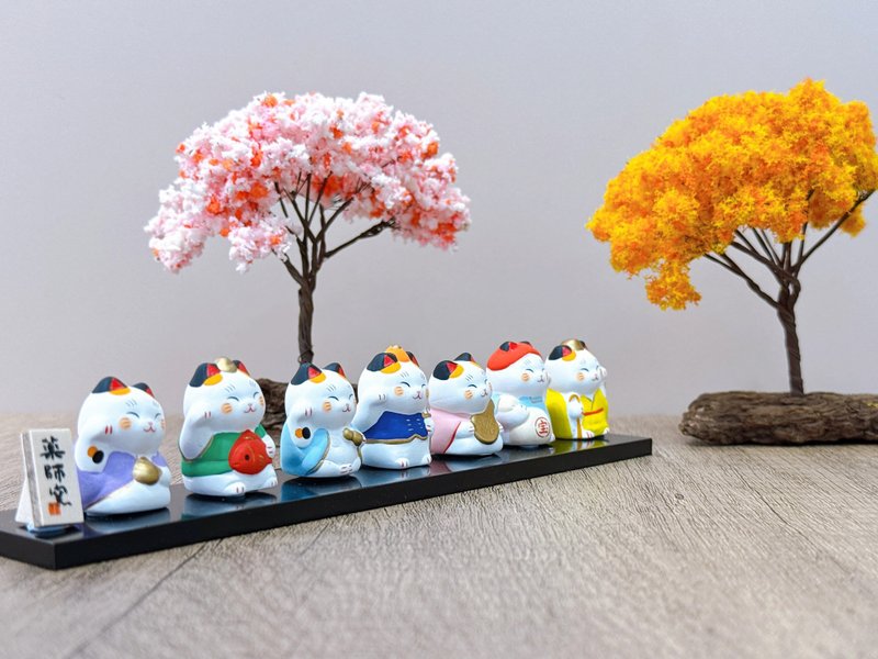 【吉祥福陣】日本錦彩七福神招財貓 飾 套裝 - 擺飾/家飾品 - 瓷 白色