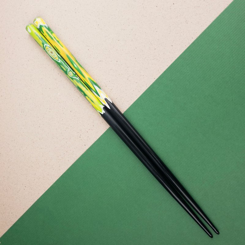 Light mountain line / lacquer chopsticks / life chopsticks / semi-green / green tableware - ตะเกียบ - ไม้ สีเขียว