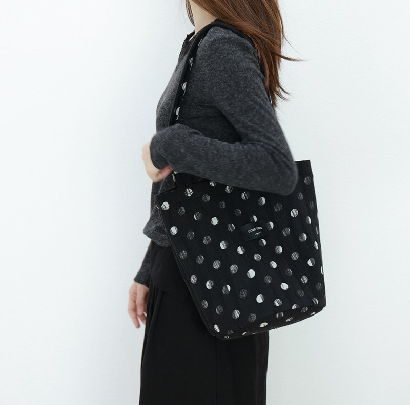[Moon Haze] Forest-inspired Retro Literary/Wool-like Polka Dot Single-Shoulder Bucket Bag - Messenger Bags & Sling Bags - Other Materials Black