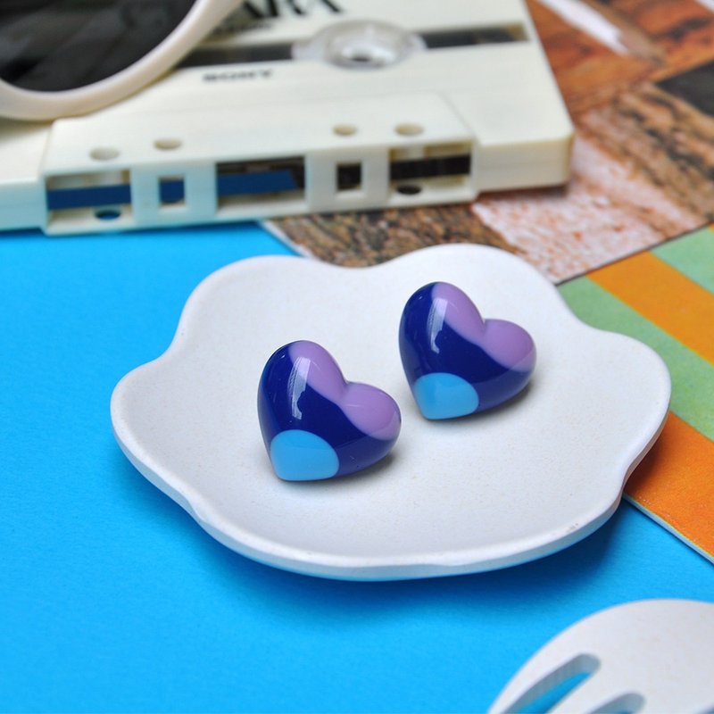 Candy color love earrings / retro blue purple love / Acrylic earrings - ต่างหู - อะคริลิค 