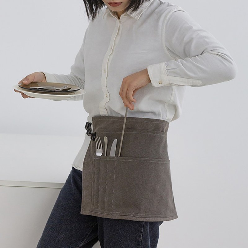 Half-length canvas apron with adjustable belt Iron gray work clothes - ผ้ากันเปื้อน - ผ้าฝ้าย/ผ้าลินิน 