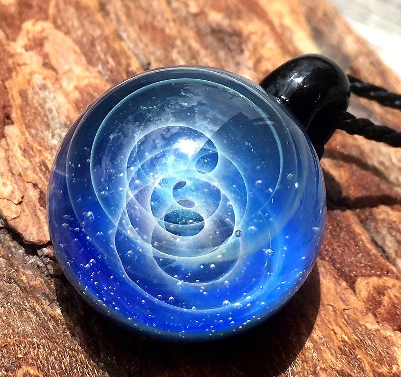 boroccus  Nebula in a galaxy  The solid whirlpool design  Thermal glass  Pendant - Necklaces - Glass Blue