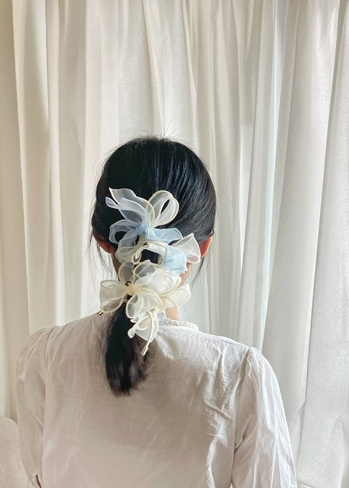 花束ヘアゴム❁ハンドメイド レジン ブルー×パールブルー リボン 押し花 お花 パステル♡マーブルのヘアゴム ハンドメイド レジン ブルー