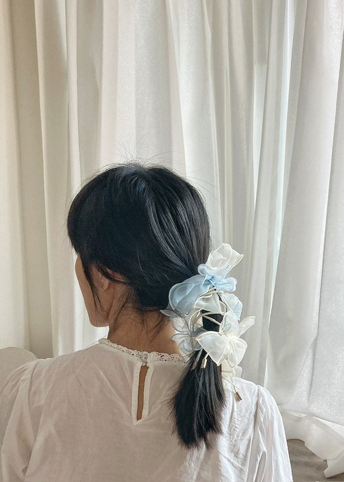 花束ヘアゴム❁ハンドメイド レジン ブルー×パールブルー リボン 押し花 お花 パステル♡マーブルのヘアゴム ハンドメイド レジン ブルー