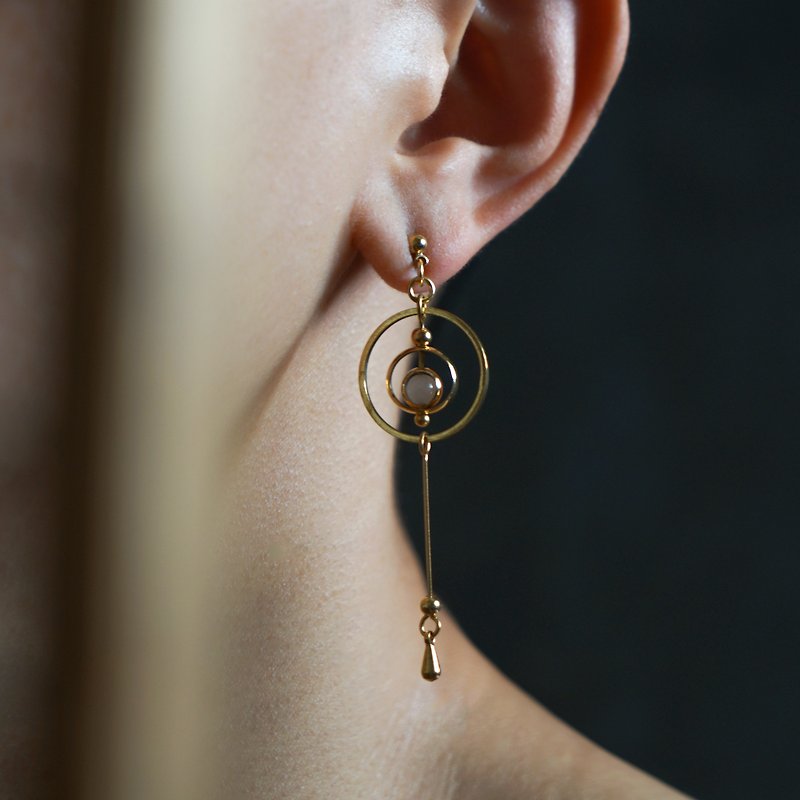 Pink Crystal Planetary Earrings-Can be clipped - ต่างหู - ทองแดงทองเหลือง สีดำ