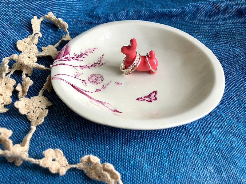 バルーン子犬セラミック飾りプレート - 小皿 - 陶器 レッド