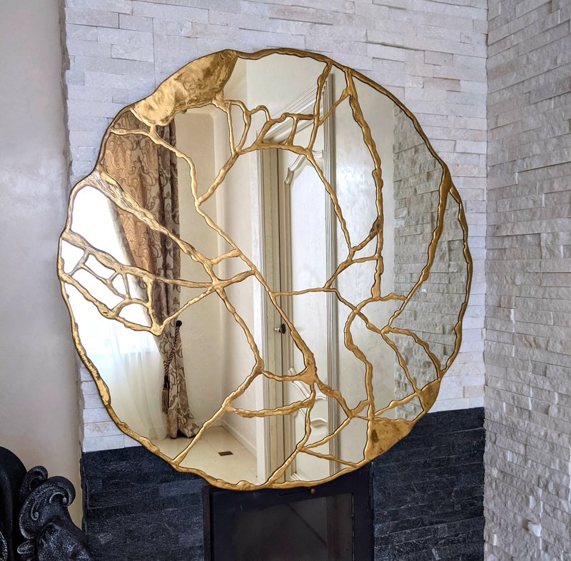 Asymmetrical gold mirror wall decor Kintsugi style Aesthetic  modern mirror - ตกแต่งผนัง - แก้ว 