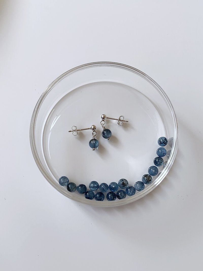 Sterling silver / ice-through devil aquamarine / low-key minimalist everyday mini - Earrings & Clip-ons - Sterling Silver Blue