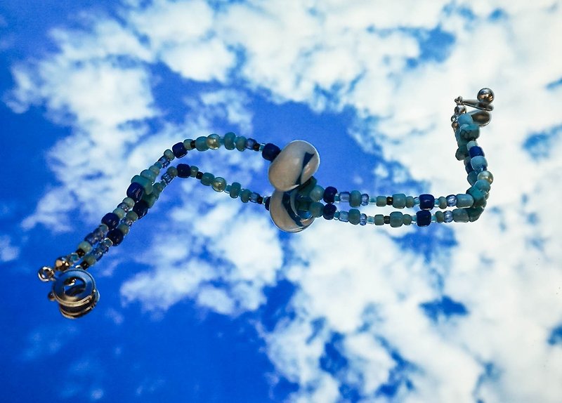 Handmade lampwork bracelet - Earrings & Clip-ons - Colored Glass Blue