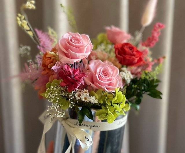 Hua Su Floral Art] バラの抱きしめバケツ/開店祝いの花束