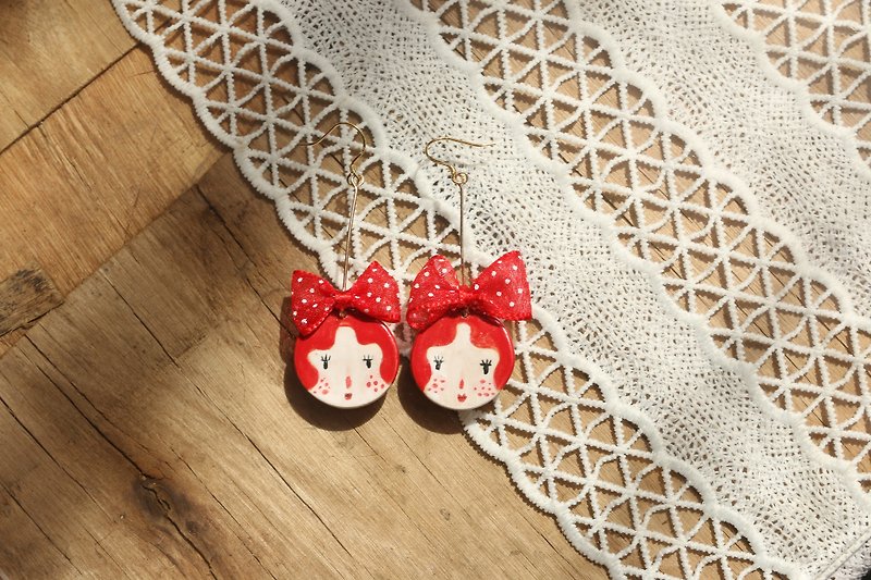 Cute girl red bow ceramic ear clip earrings pure Silver - ต่างหู - ดินเผา สีแดง