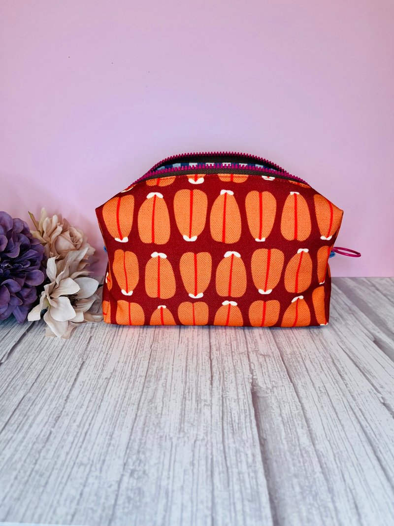 Mullet Roe Pattern Pouch - Taiwanese Fabric - Toiletry Bags & Pouches - Cotton & Hemp Red