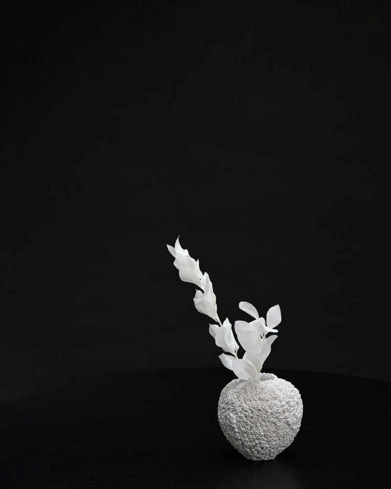 Sunao Vase Petit -陶 花器 嬌巧型 - 花瓶/花器 - 陶 白色