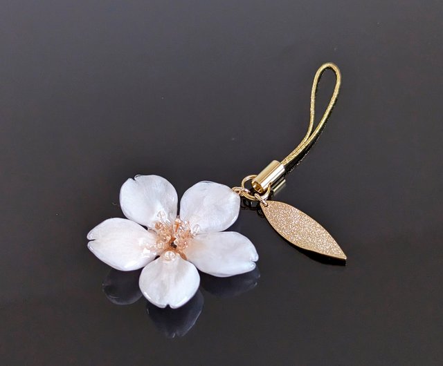 ハンドメイド サクラ 受注制作】Everpink Sakura. 本物のお花 桜とゴールドリーフの