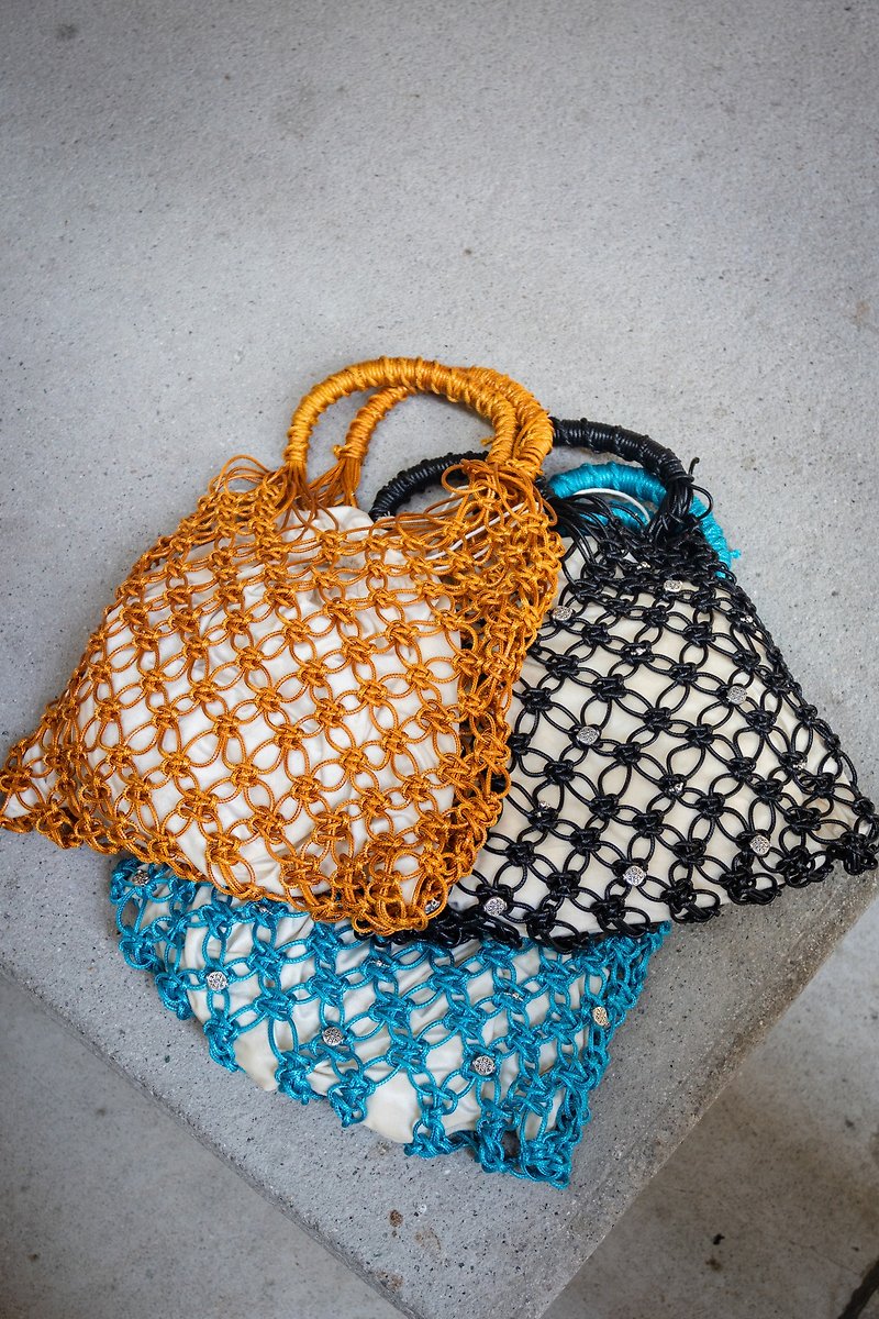 編織手挽袋 HandWoven Bag - 側背包/斜背包 - 其他材質 多色