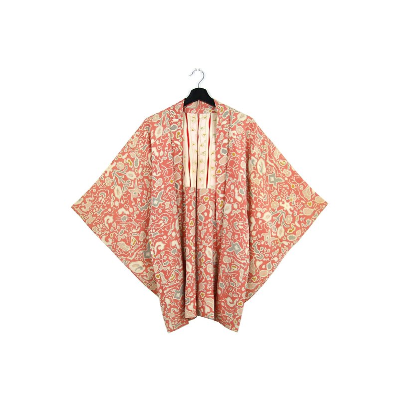 Back to Green :: Japan bring back kimono plumage classical garden // men and women can wear // vintage kimono (KC-83) - Women's Casual & Functional Jackets - Silk 