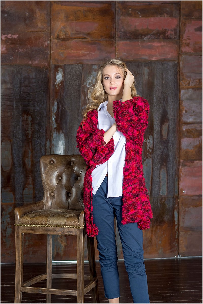 Knit Red Cardigan Jacket with Pompoms. Hand knitting. Handmade. - 女毛衣/針織衫 - 其他材質 紅色