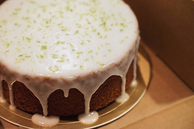 【Room temperature dessert】Pound cake with lemon frosting 6 inches - เค้กและของหวาน - อาหารสด สีนำ้ตาล