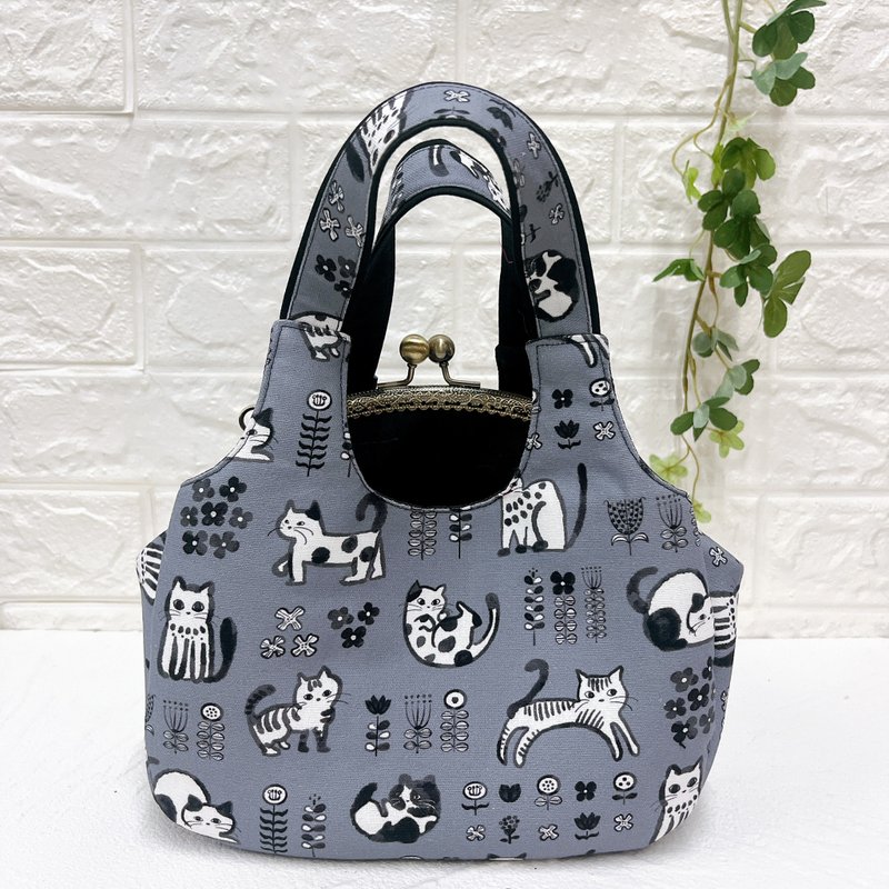 Ink Kitten-Vest top gold handbag can be worn cross-body - Handbags & Totes - Cotton & Hemp Gray