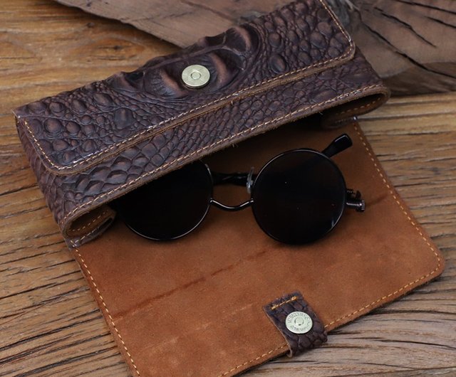 Retro Genuine Leather Sunglasses Holder Bag Eyeglasses Case Pocket - Shop  piboles Eyeglass Cases & Cleaning Cloths - Pinkoi