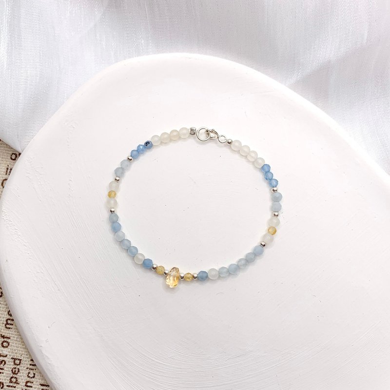 [Midnight] Citrine, Aquamarine, White Chalcedony, Tourmaline, Yellow Tourmaline Crystal Bracelet Bracelet - สร้อยข้อมือ - คริสตัล สีน้ำเงิน