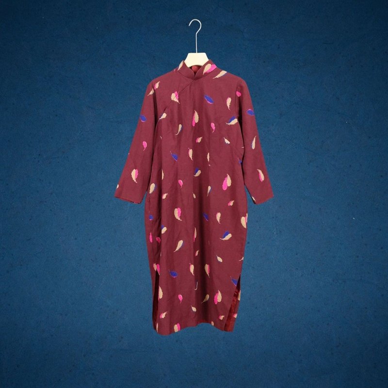 二手 酒紅色 彩色羽毛花紋 古董訂製 絨面長袖旗袍 CA0803 - 洋裝/連身裙 - 聚酯纖維 紅色