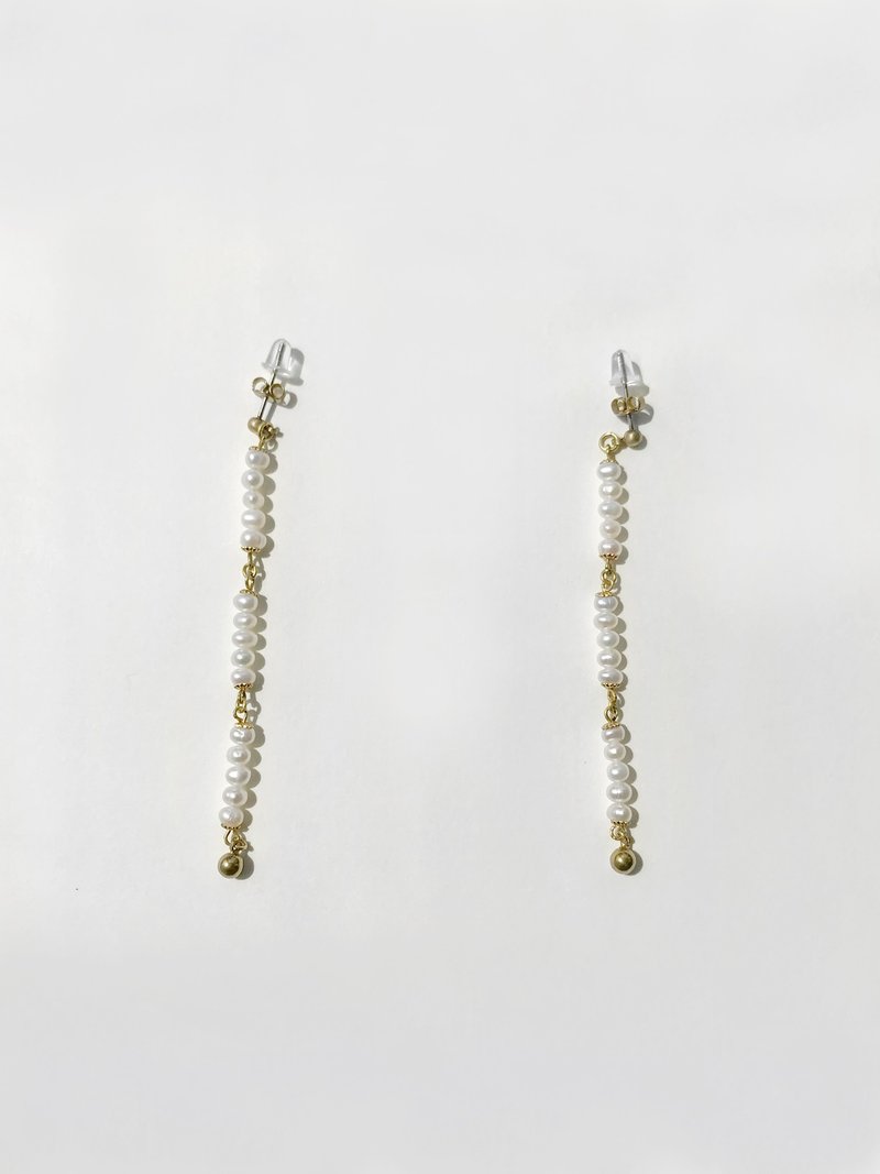 Dainty Pearl Drop Earring 迷你珍珠耳墜 - 耳環/耳夾/耳骨夾 - 珍珠 金色