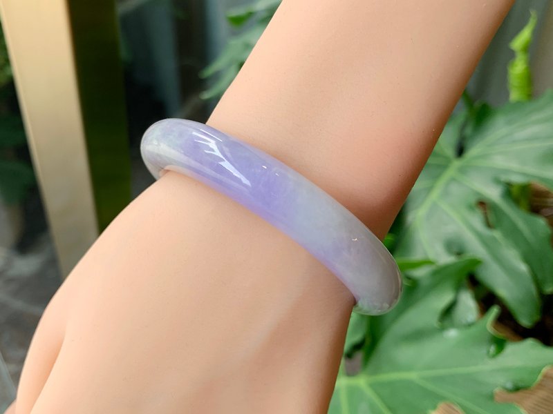 Zirong | Fine glutinous species / spring ribbon color / peace bracelet / hand size 18 | natural grade A jadeite bracelet - สร้อยข้อมือ - หยก สีม่วง