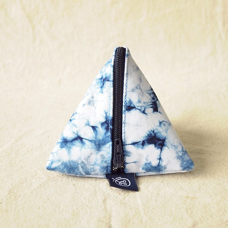 Blue Dyed Small Cells-White Clouds Floating in the Sky - Coin Purses - Cotton & Hemp Blue