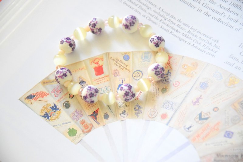 Classical Chinese Beauty Handmade Bracelet - 手鍊/手鐲 - 其他材質 紫色