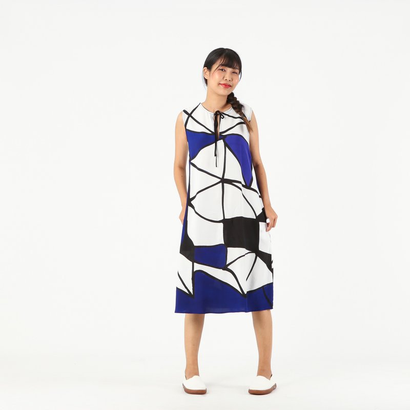 Short Dress Cotton Rayon Hand Paint For Summer Beach - 洋裝/連身裙 - 棉．麻 白色