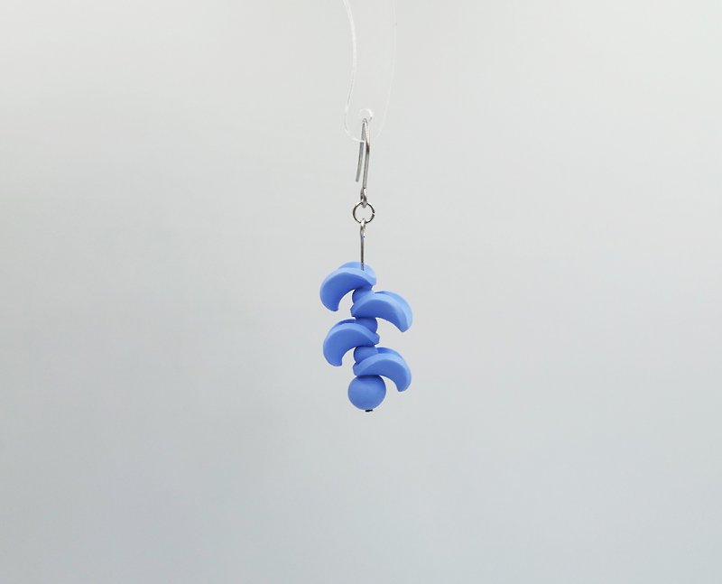 By-product no.5-Handmade clay earrings - ต่างหู - ดินเหนียว สีน้ำเงิน