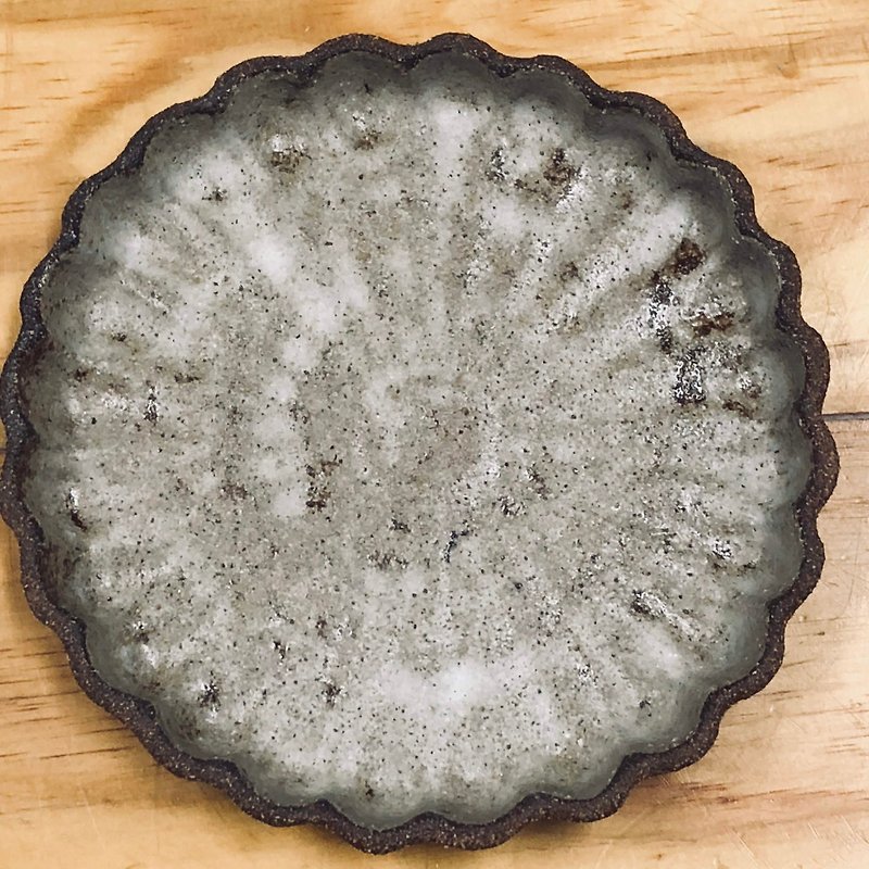 Black soil white glaze - Small Plates & Saucers - Pottery Brown