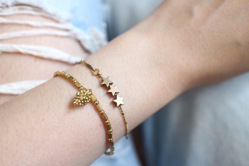 Pinecone-brass bracelet - Bracelets - Copper & Brass Gold